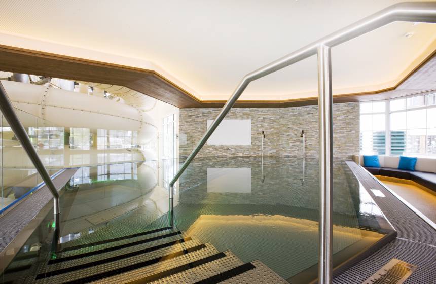 Outdoor pools - Alpenresort Schwarz