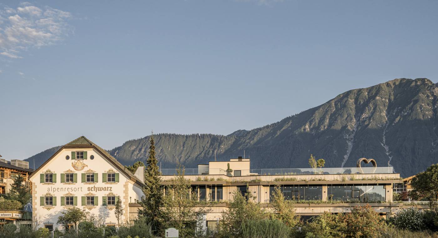 Außenansicht des Alpenresort Schwarz mit dem neuen Fitness Studio