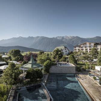 Panoramablick über den Wellnessbereich 